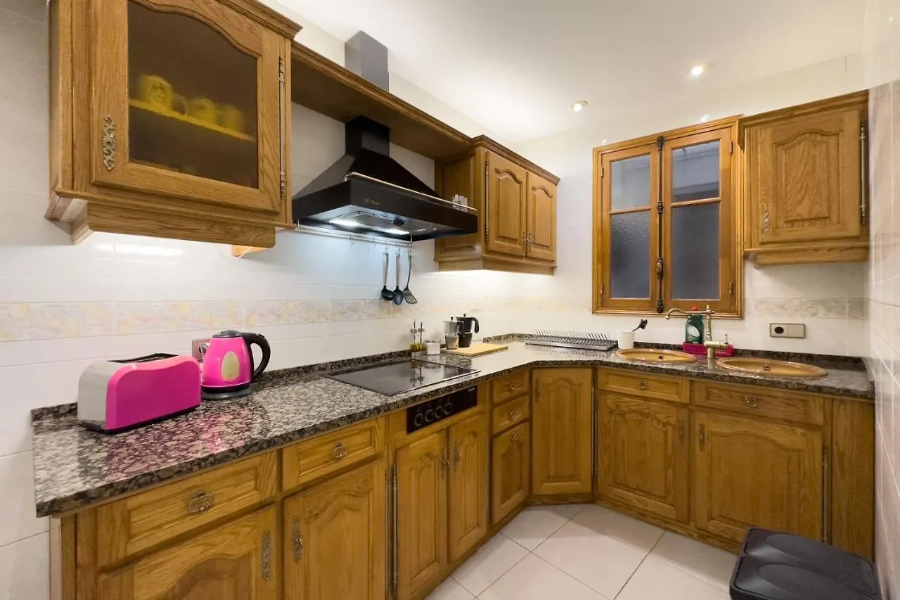 Aparteasy - Passeig De Gracia Barcellona 0*,  Spagna